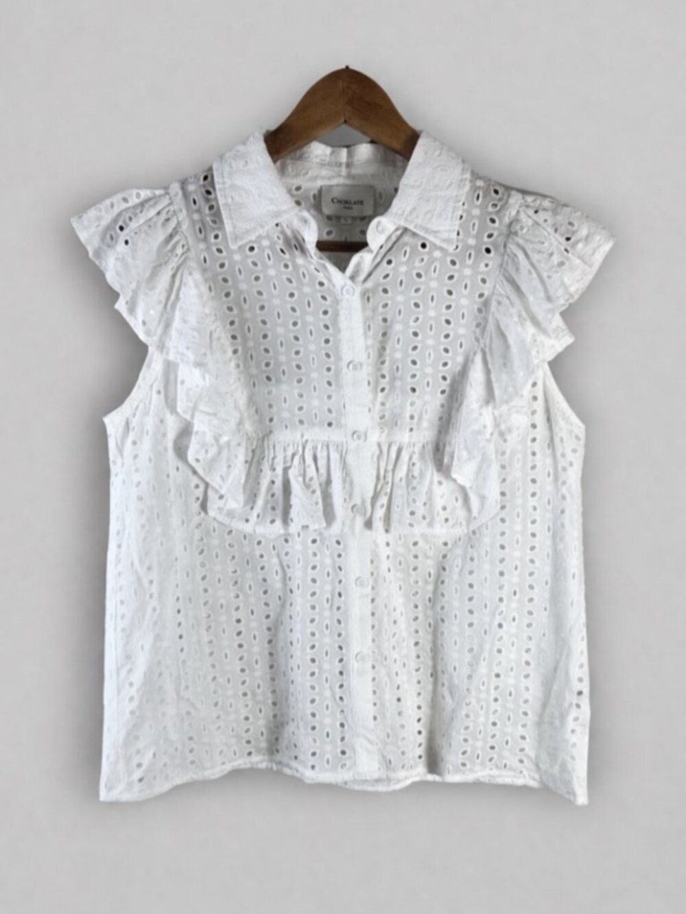 Choklate Paris eyelet ruffle front sleeveless blouse Size Large White Bohemian